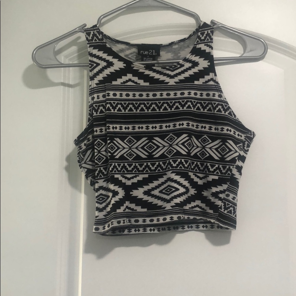 Crop top